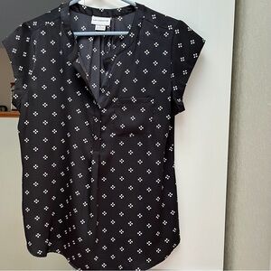 Liz Claiborne Black & White Silky Top - Size S - NWOT